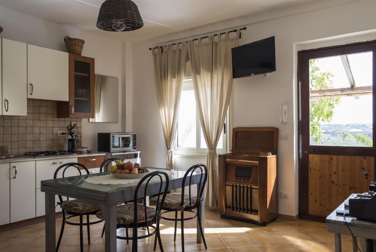 Naro Poggio Vento Country Houseゲストハウス エクステリア 写真